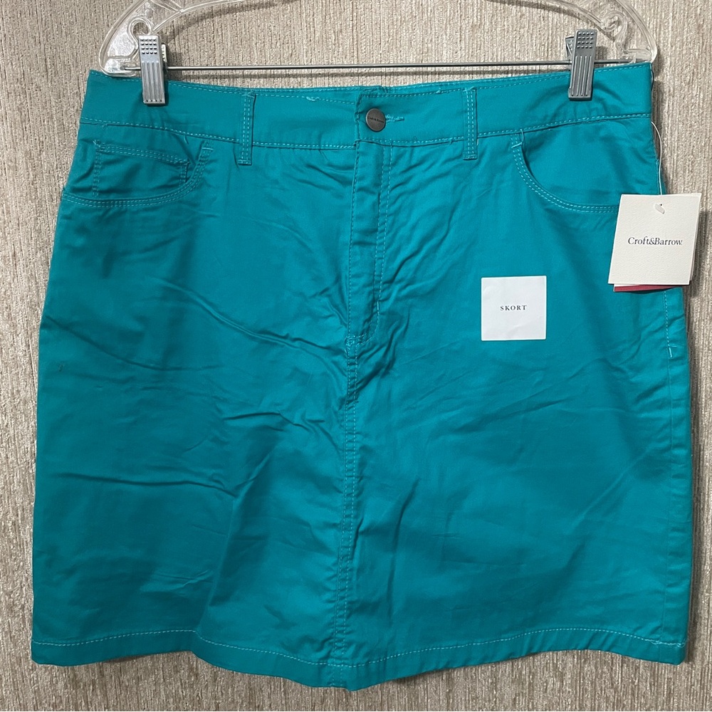 NWT!!!! Teal pencil skirt with shorts underneath